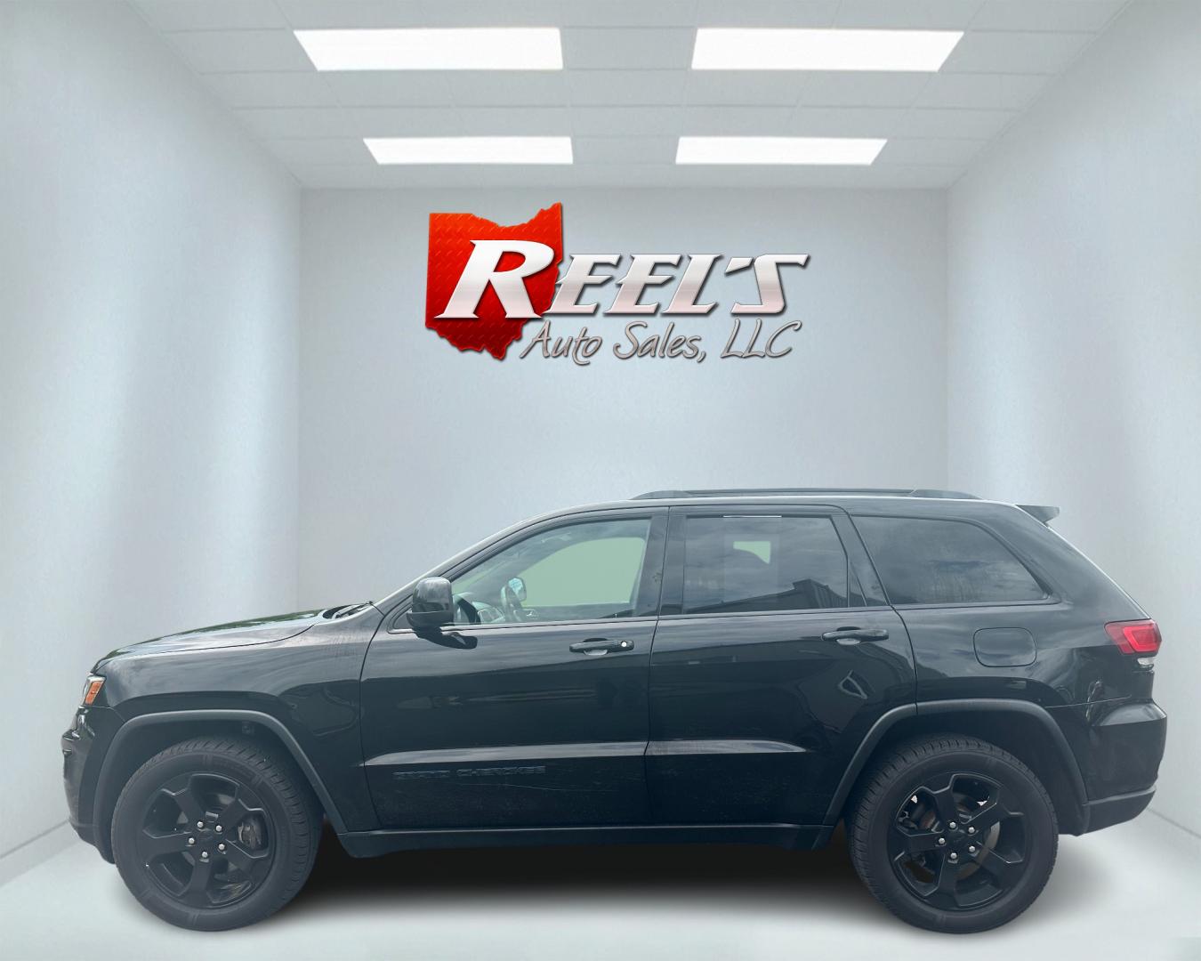 2019 Black /Black Jeep Grand Cherokee Upland 4WD (1C4RJFAGXKC) with an 3.6L V6 DOHC 24V engine, 8A transmission, located at 547 E. Main St., Orwell, OH, 44076, (440) 437-5893, 41.535435, -80.847855 - Photo#9